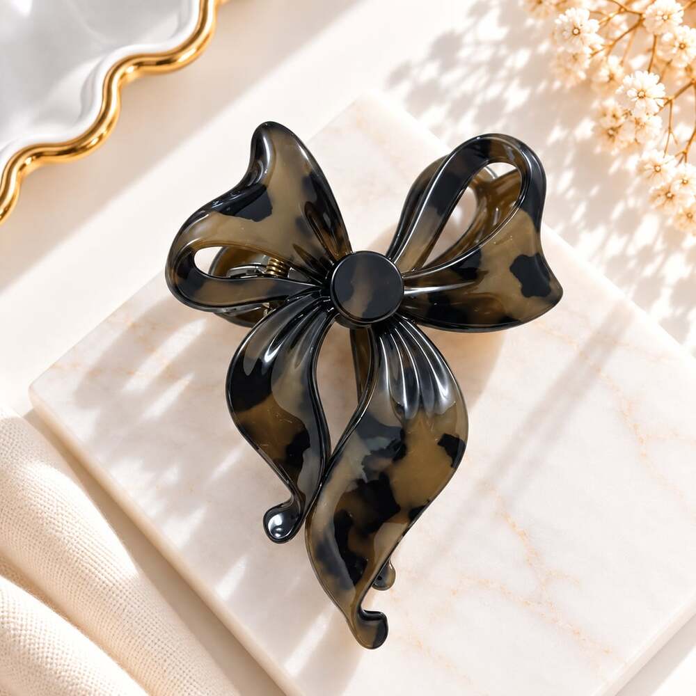 Tortoiseshell Cheetah Print Statement Claw Clip Y2K Luxe Hair Accessory